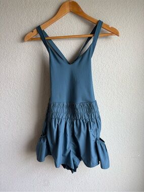 Free People Movement get your flirt on shortsies XS Like New